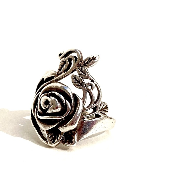 Vintage Sterling Silver 925 Victorian Rose & Vine Ring Size 6 - by Avon - Picture 3 of 7